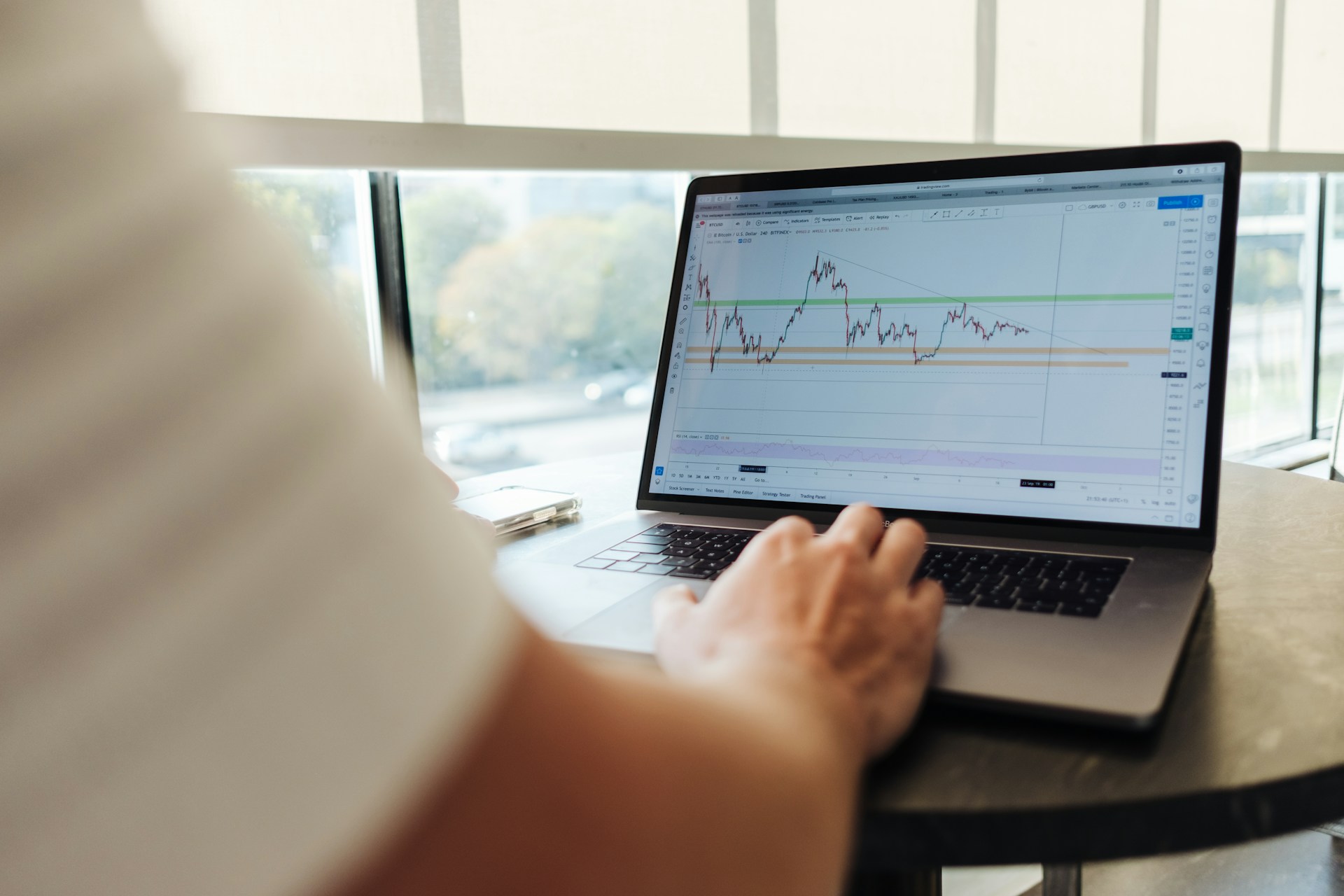 How To Use The Flag Chart Pattern For Successful Trading: A Comprehensive Guide